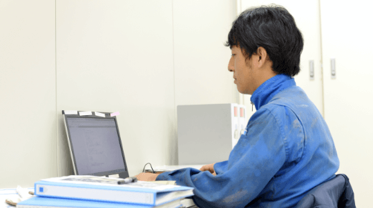 担当工事に関する調査、部品選定、工事仕様書作成
